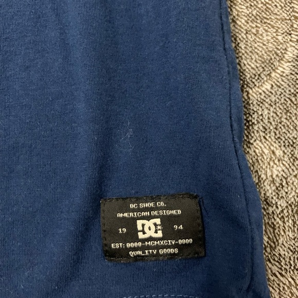 Men’s DC Tank top - Picture 2 of 3